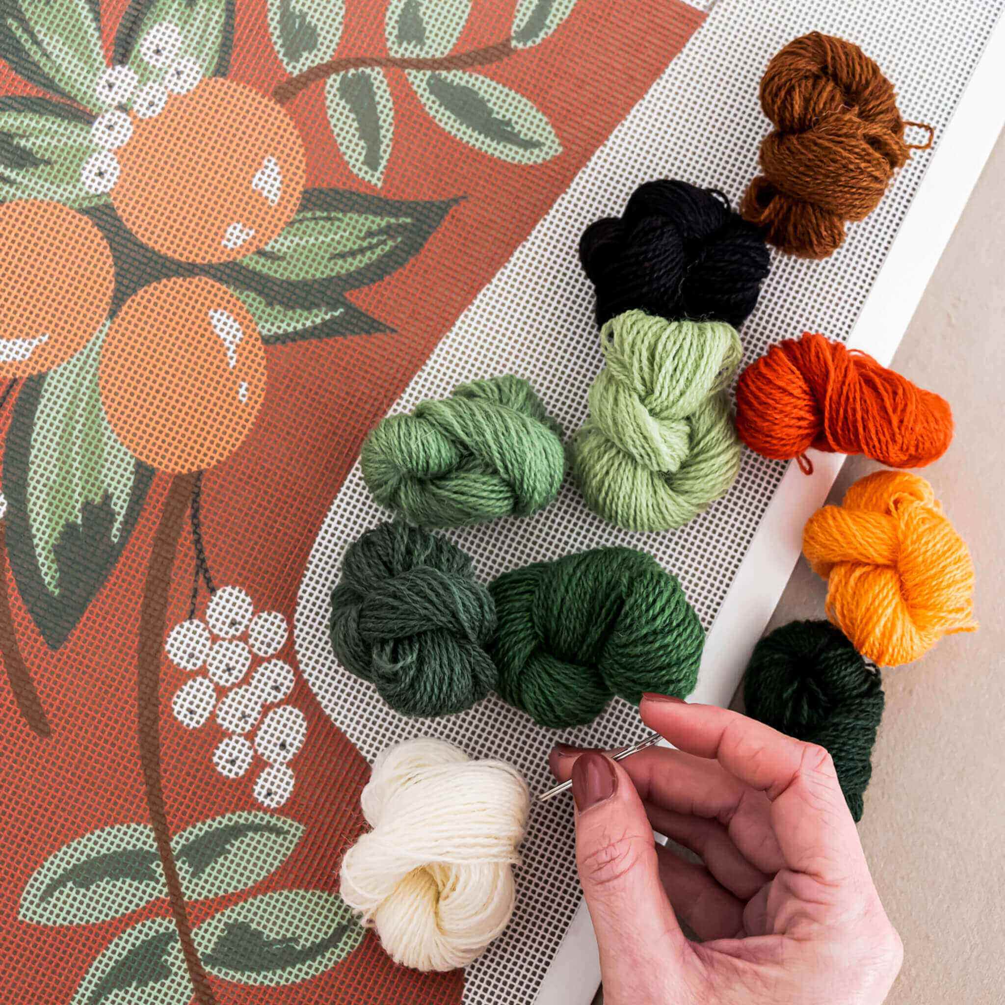 spiderspun_stocking_Clementine_kit_2_web.jpg