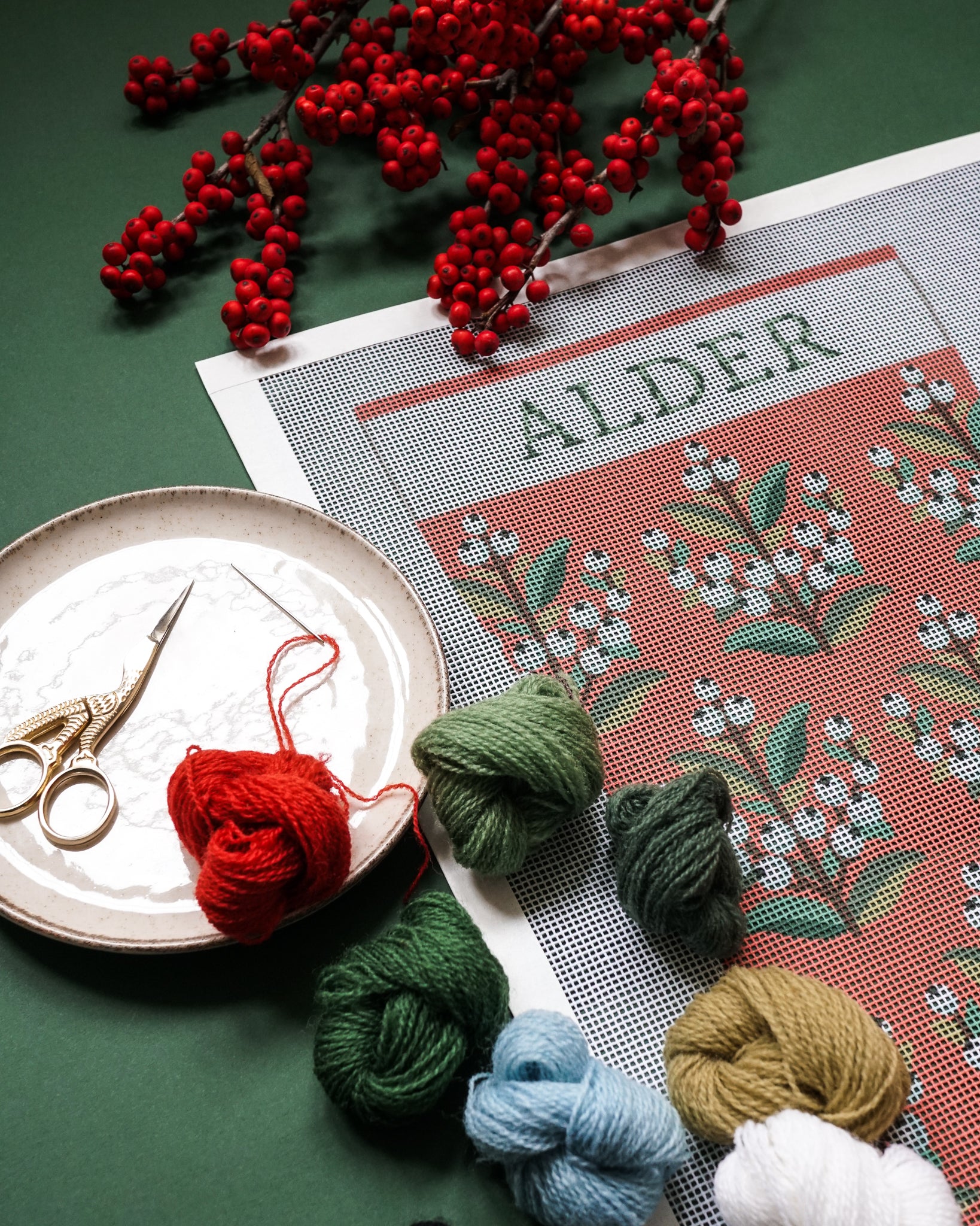 spiderspun_stocking_winterberry.jpg